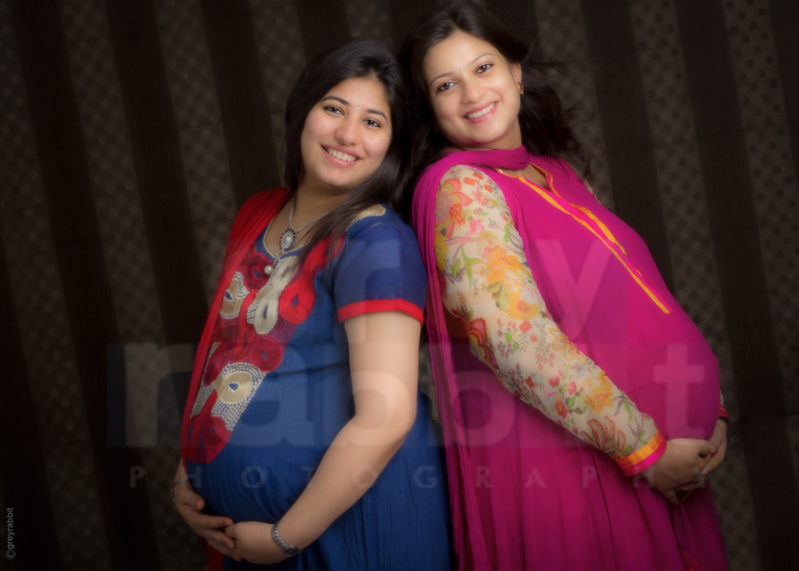 pregnancy-photographer-in-mumbai